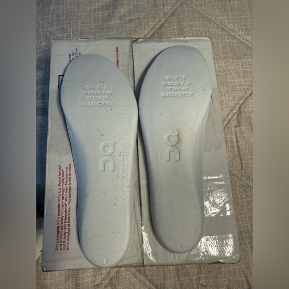 On running cloud 5 undyed sneakers - Picture 5 of 14